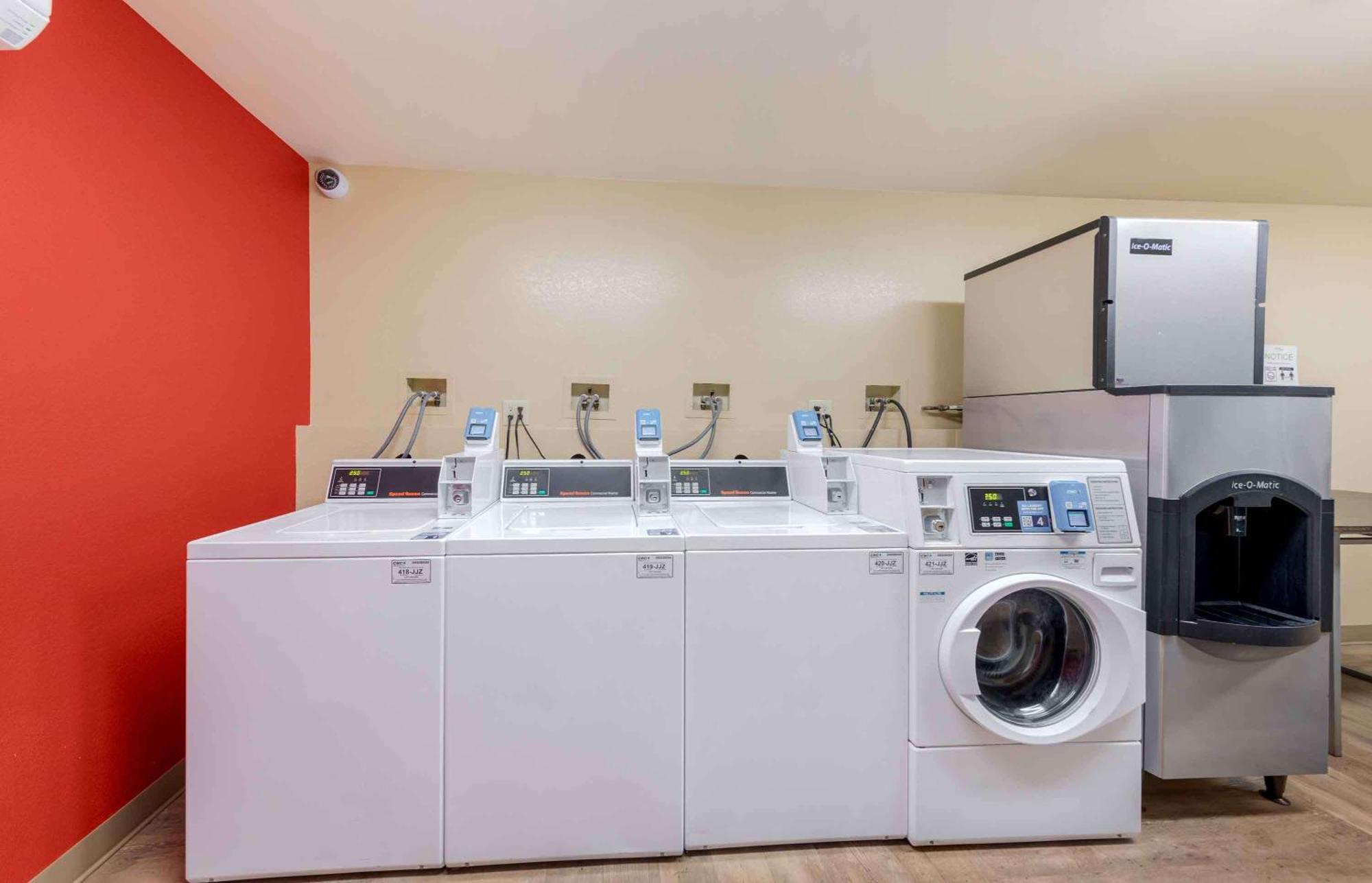 Extended Stay America Suites - Orange County - Χάντινγκτον Μπιτς Εξωτερικό φωτογραφία