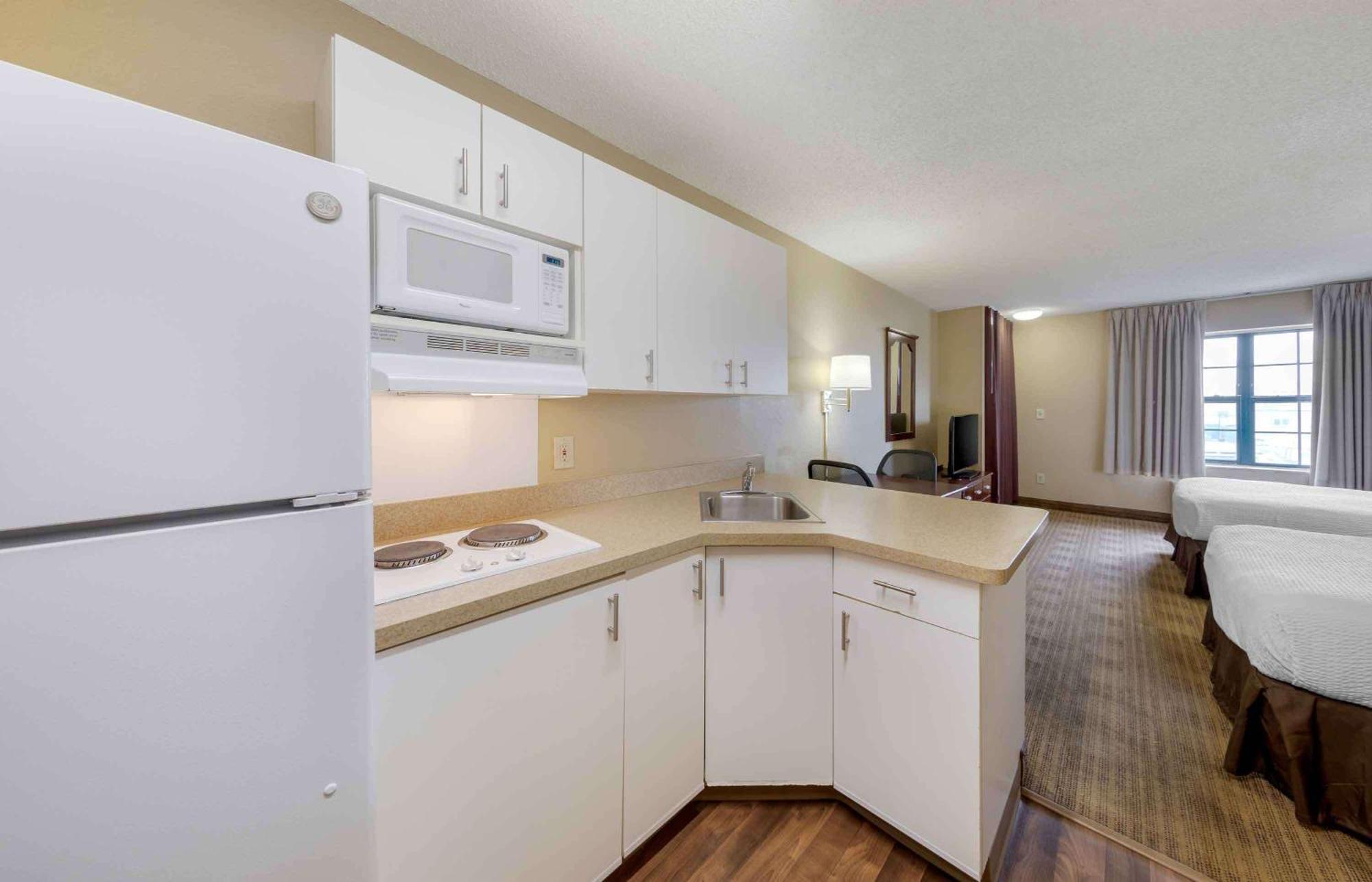 Extended Stay America Suites - Orange County - Χάντινγκτον Μπιτς Εξωτερικό φωτογραφία