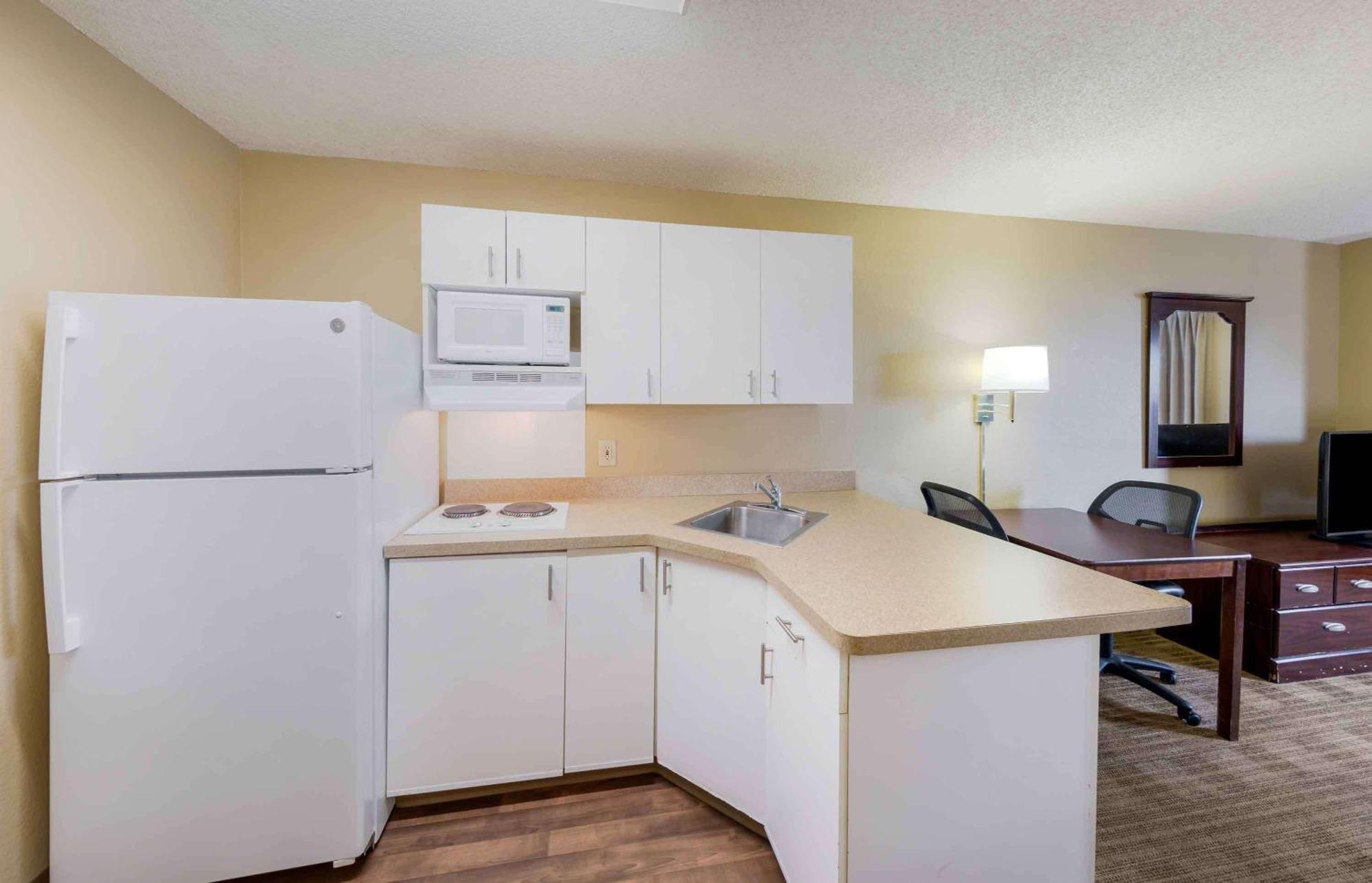 Extended Stay America Suites - Orange County - Χάντινγκτον Μπιτς Εξωτερικό φωτογραφία